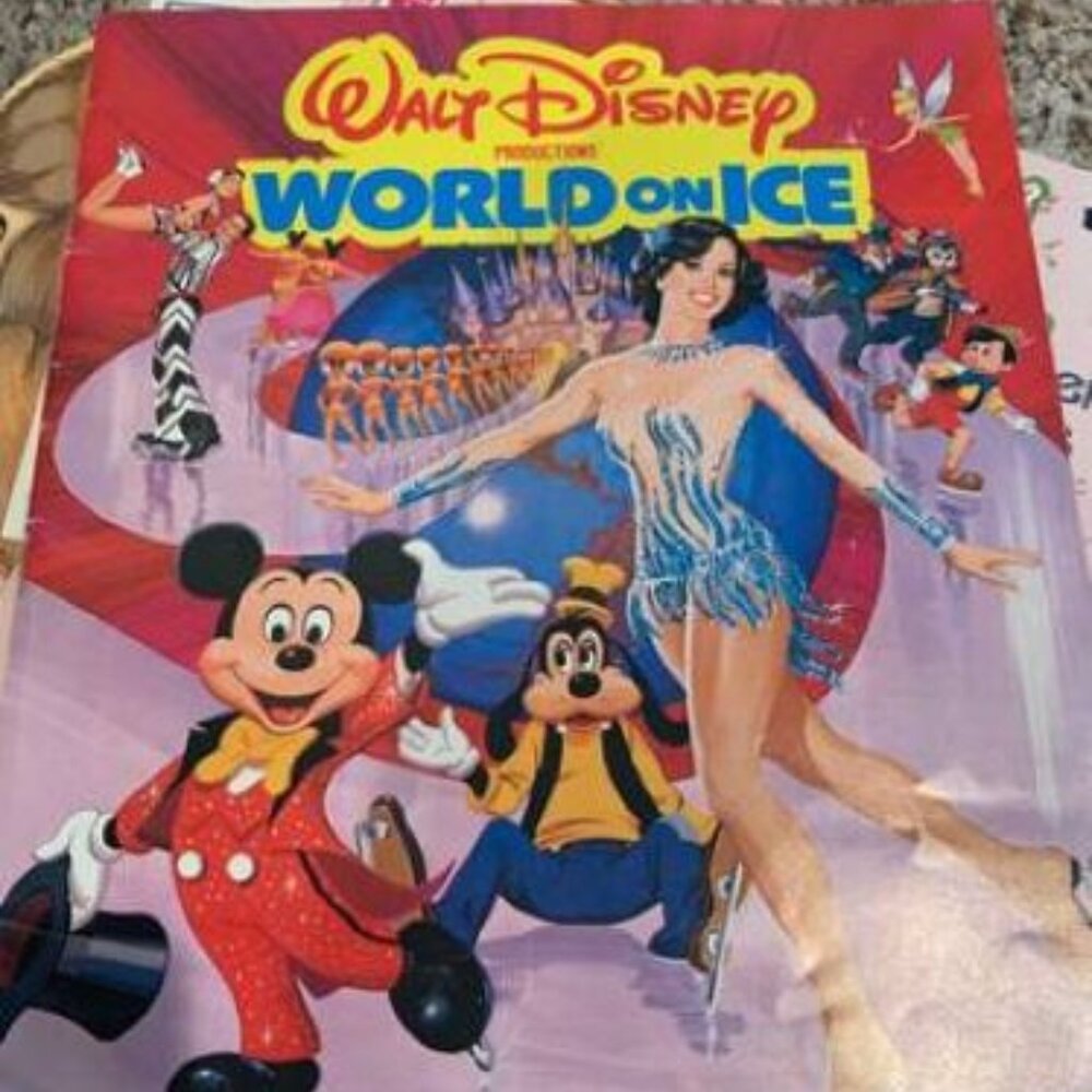 Vintage 1981 Walt Disney World on Ice Souvenir Program-World Premiere Edition